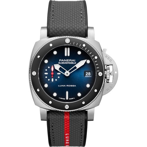 Panerai Submersible Luna Rossa