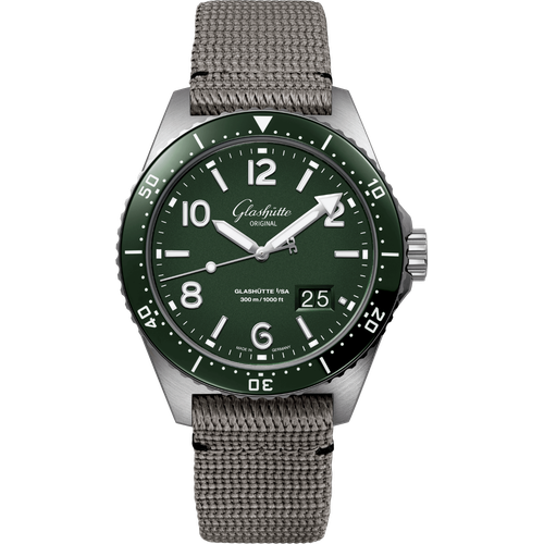 Glashütte Original SeaQ Panorama Date