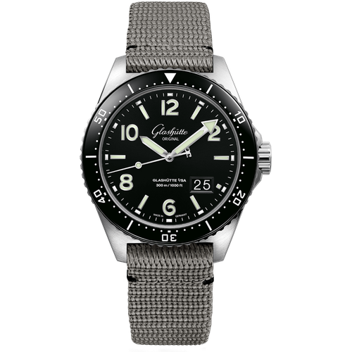 Glashütte Original SeaQ Panorama Date