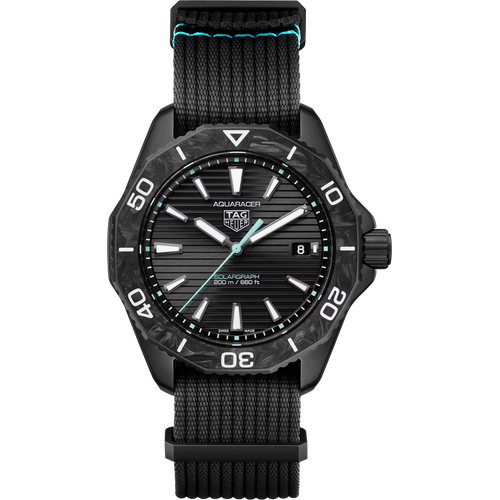 TAG Heuer Aquaracer Professional 200 Solargraph