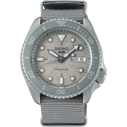 Seiko 5 Sports