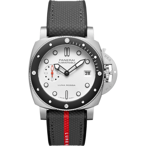 Panerai Submersible Luna Rossa